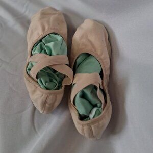Capezio X Pale Pink Ballet Shoes Size 6.5